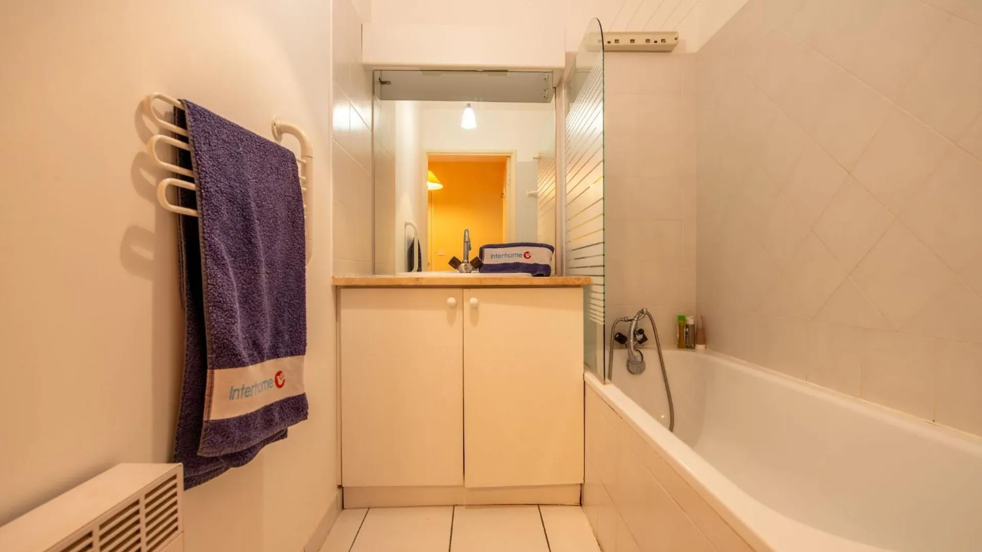 Apartment Voie Lactee-3 By Interhome Кавалер-сюр-Мер Франция